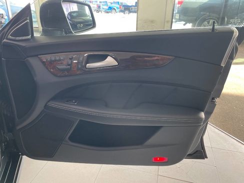 Used 2014 Mercedes-Benz CLS 550 4MATIC image 27