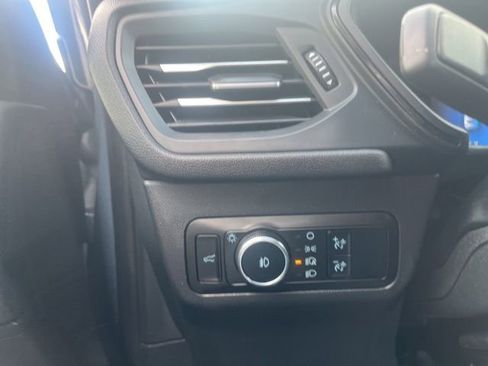 Used 2025 Ford Escape ST-Line Select image 22