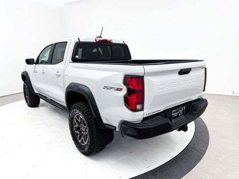 Used 2024 Chevrolet Colorado ZR2 image 17