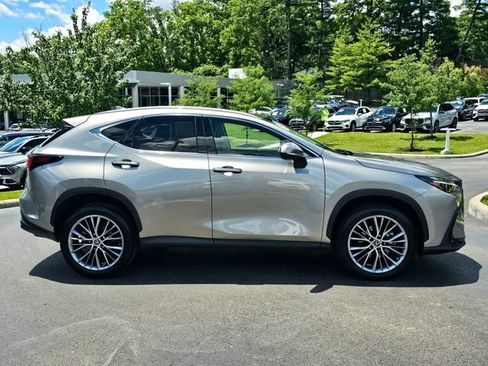 Used 2023 Lexus NX 350 AWD image 7