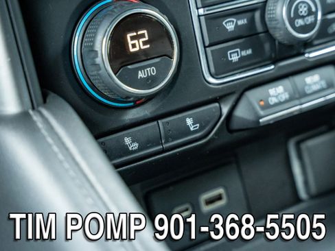 Used 2021 Chevrolet Suburban LT RWD image 24
