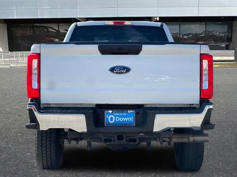 Used 2024 Ford F350 XLT AWD/4WD image 7