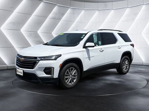 Certified 2023 Chevrolet Traverse LT AWD/4WD image 1