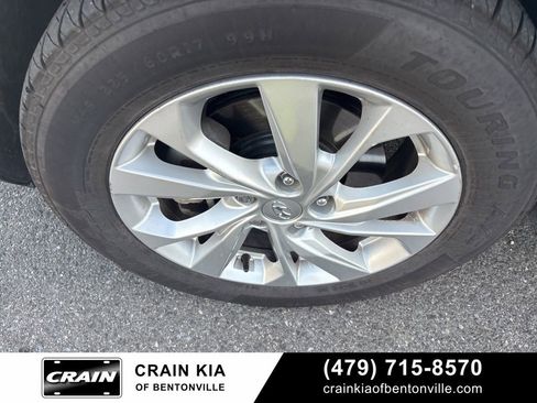 Used 2019 Hyundai Tucson SE image 6