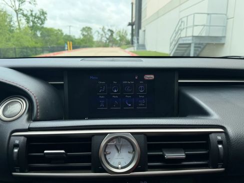 Used 2015 Lexus RC 350 w/ F Sport w/Summer Tires image 29