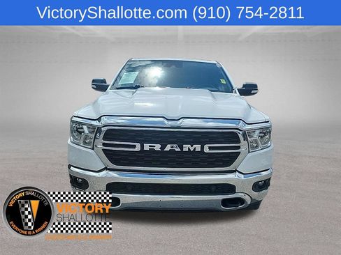 Used 2022 RAM 1500 Big Horn AWD/4WD image 3