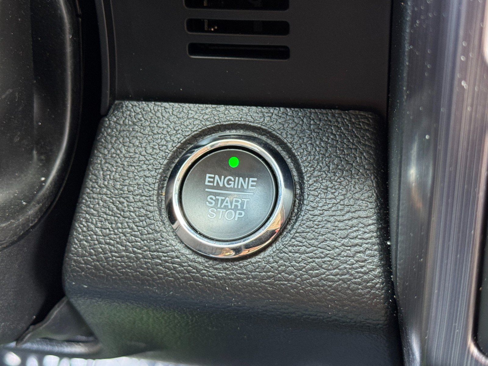 Used 2021 Ford F250 Limited AWD/4WD image 26