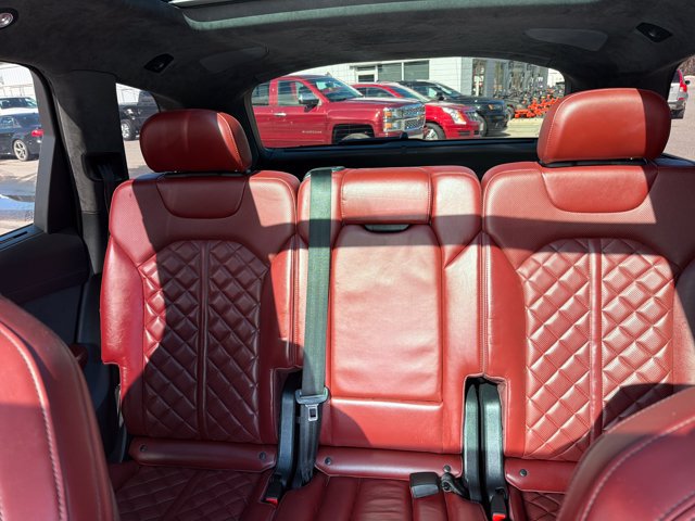 Used 2021 Audi SQ7 Prestige AWD/4WD image 24