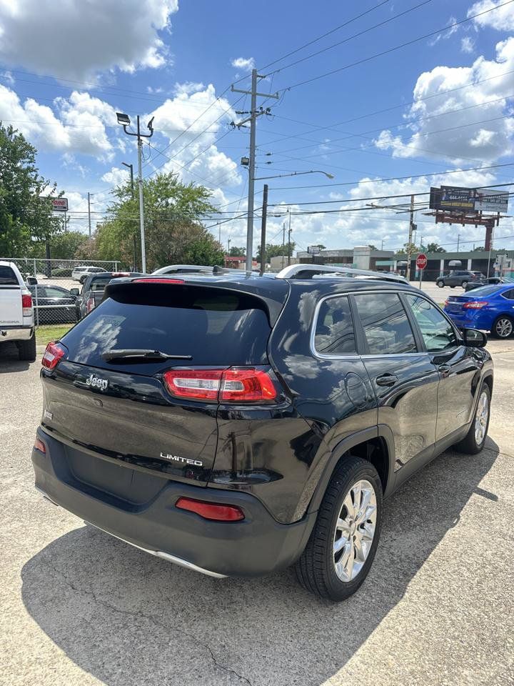 Used 2016 Jeep Cherokee Limited FWD image 4