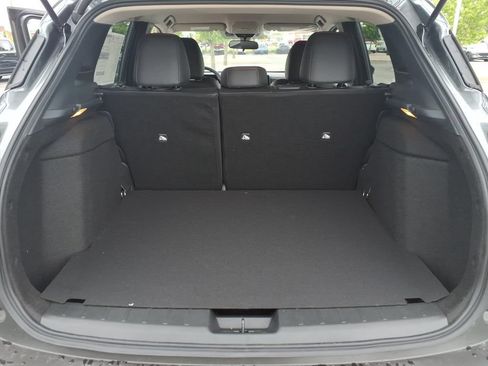 New 2026 Nissan Kicks SR w/ Cold Weather Package AWD/4WD image 9