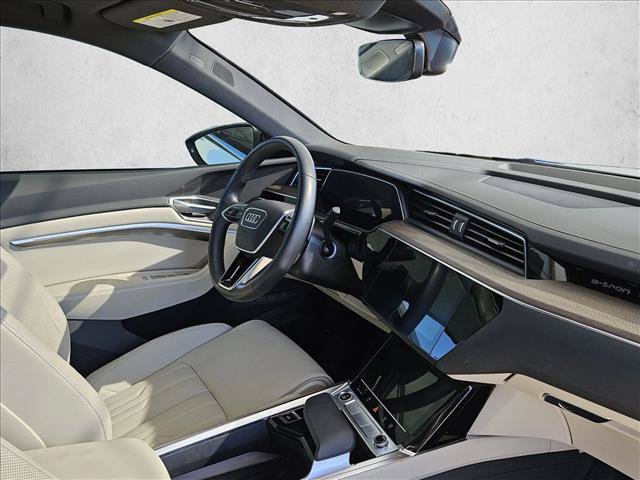 Certified 2023 Audi e-tron Prestige w/ Prestige Package AWD/4WD image 6