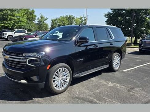 Used 2023 Chevrolet Tahoe LT w/ Luxury Package AWD/4WD image 1