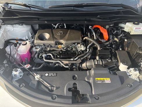 Used 2025 Toyota Sienna Limited AWD/4WD image 25