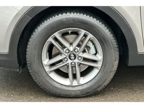 Used 2017 Hyundai Santa Fe Sport image 26