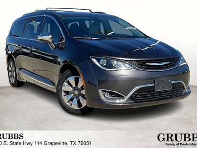 Used 2018 Chrysler Pacifica Limited