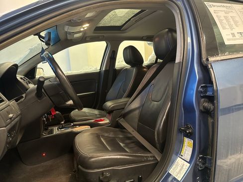 Used 2010 Ford Fusion SEL image 11