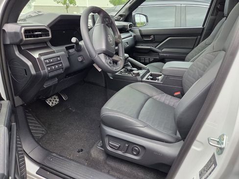 Used 2026 Toyota 4Runner TRD Sport Premium AWD/4WD image 4