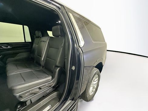 Used 2023 Chevrolet Suburban LT AWD/4WD image 26