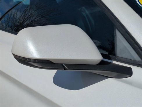 Used 2017 Ford Mustang Premium image 11