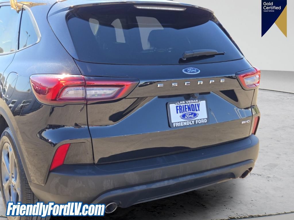 Certified 2025 Ford Escape ST-Line AWD/4WD image 5
