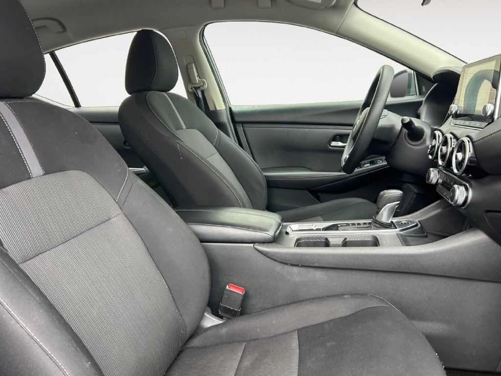 Used 2025 Nissan Sentra SV FWD image 15