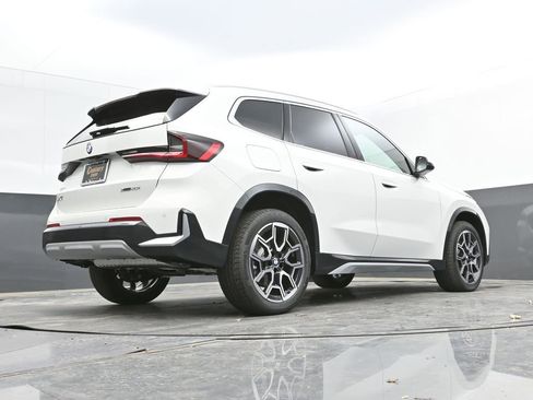 New 2025 BMW X1 xDrive28i w/ Convenience Package image 40