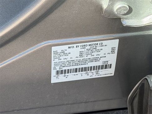 Used 2024 Ford Edge Titanium image 27