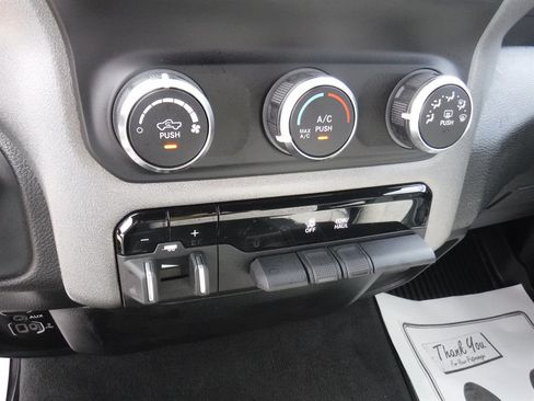 Used 2022 RAM 1500 Tradesman AWD/4WD image 18