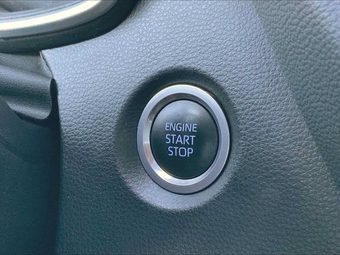 Used 2022 Toyota Corolla XSE w/ Carpet Mat Package (TMS) FWD image 34