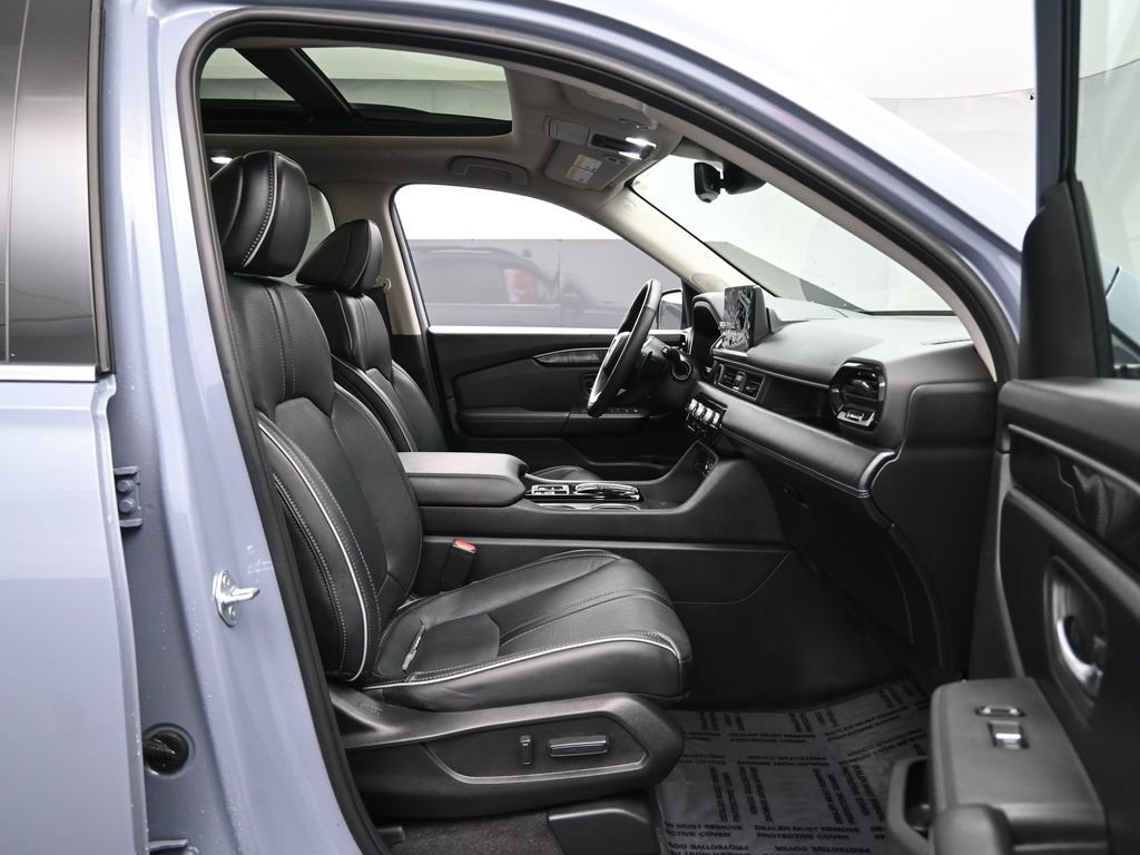 Used 2023 Honda Pilot Elite image 29