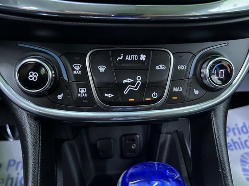 Used 2017 Chevrolet Volt Premier w/ Driver Confidence II Package FWD image 24