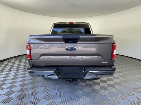 Used 2018 Ford F150 XLT AWD/4WD image 4