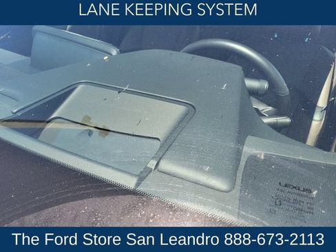 Used 2025 Lexus ES 300h w/ Premium Package FWD image 9