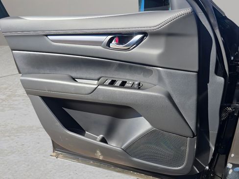 New 2025 MAZDA CX-5 AWD 2.5 S w/ Preferred Package image 26