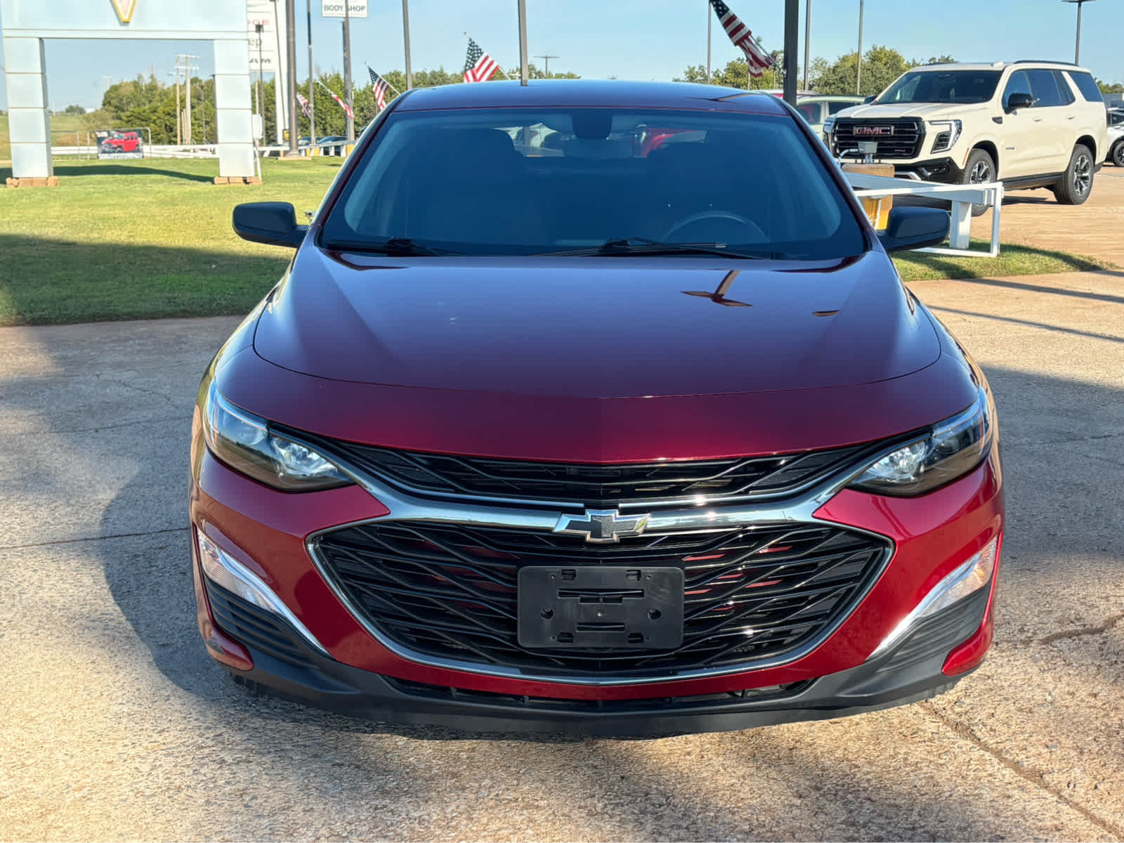 Used 2019 Chevrolet Malibu RS FWD image 2