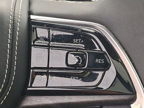 Used 2023 Jeep Grand Cherokee L Overland image 24