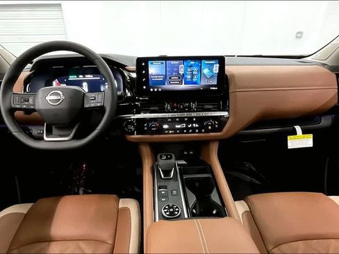 New 2026 Nissan Pathfinder Platinum image 6