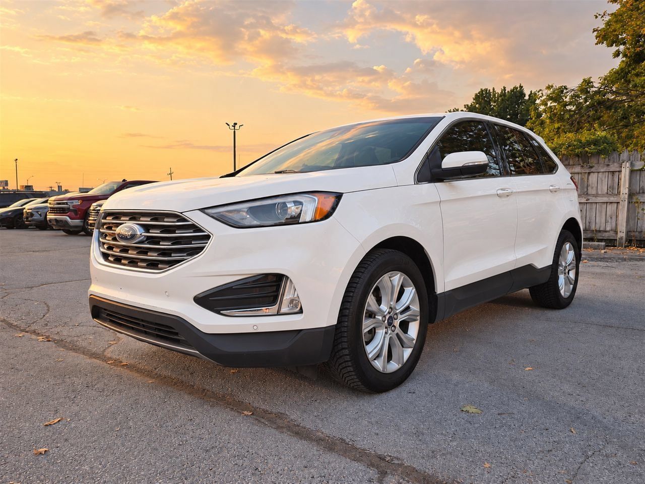 Used 2022 Ford Edge Titanium w/ Cargo Accessory Package AWD/4WD image 3