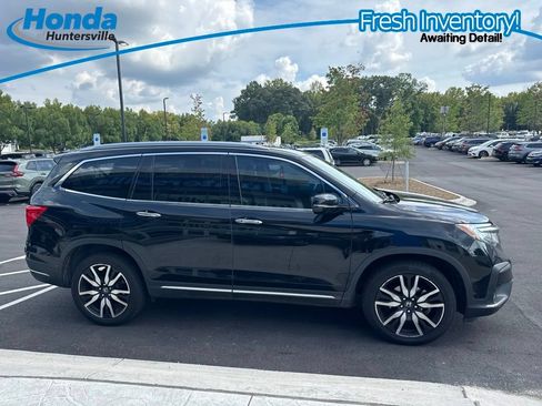 Used 2019 Honda Pilot Elite image 3