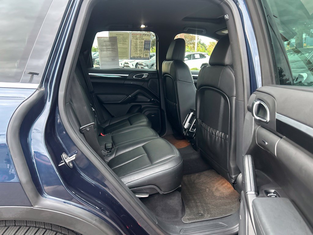 Used 2013 Porsche Cayenne AWD/4WD image 16