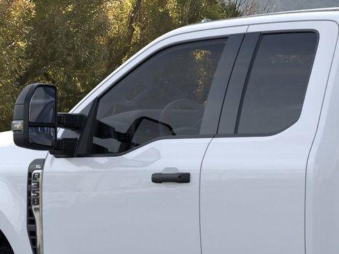 New 2026 Ford F350 XL w/ XL Chrome Package image 20