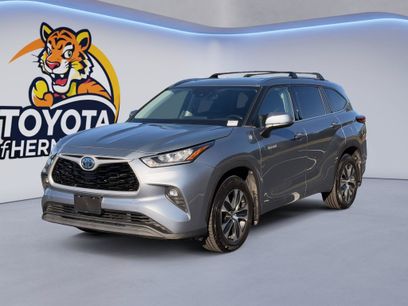 Used 2020 Toyota Highlander XLE
