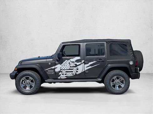 Used 2018 Jeep Wrangler Unlimited Sport S AWD/4WD image 9