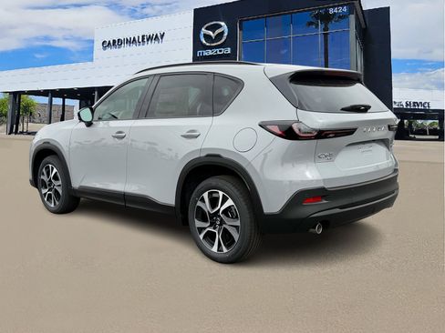 New 2026 MAZDA CX-5 Preferred image 4