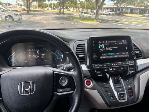 Used 2019 Honda Odyssey EX-L image 16