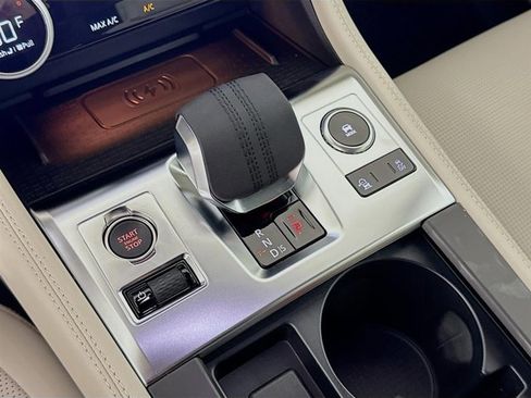 New 2026 Jaguar F-PACE R-Dynamic S image 19