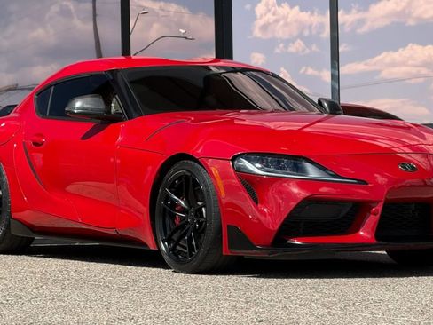 Used 2021 Toyota Supra Premium w/ Driver Assist Package RWD image 17