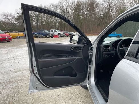 Certified 2024 Dodge Durango R/T image 30