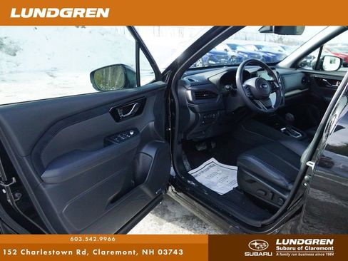 Certified 2025 Subaru Forester Limited image 10