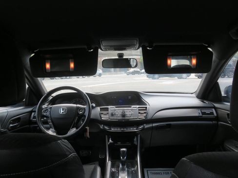 Used 2016 Honda Accord Sport image 13